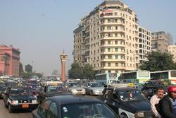 Mad traffic of Cairo, Meret Basha road (a policeman helped us cross this road !!!)