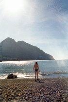 Helen going swimming at Plage de Tuara, nr Girolata (1)