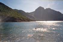 Helen going swimming at Plage de Tuara, nr Girolata (4)