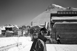 15.01.2003, Intrepid Antarctic explorer Dias heads back to Lavachet for his daily cake, tea and jacuzzi; just like in the days of Shackleton and the Endeavour