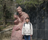 Statue of Wen Yiduo