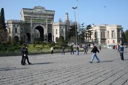 Istanbul University