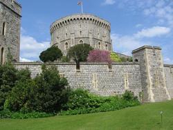 Round Tower (flag showed that the Queen was in residence !!!)